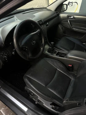 Mercedes-Benz C 220, снимка 2