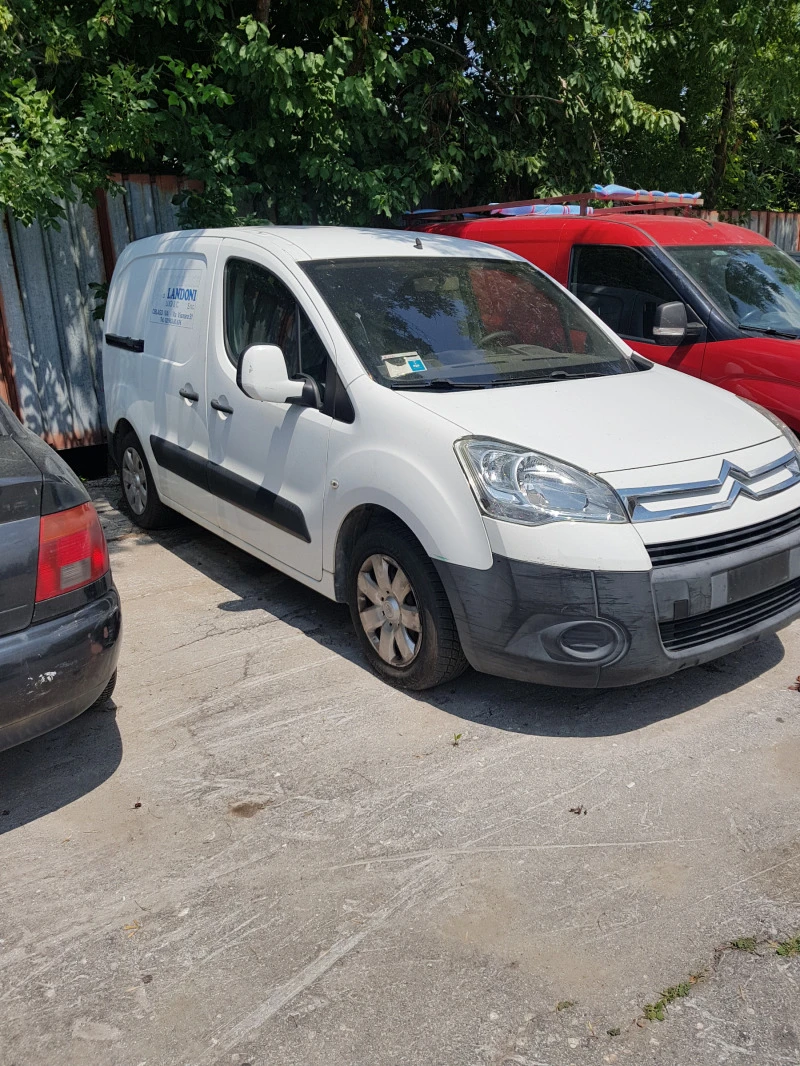 Citroen Berlingo Berlingo III, 1.6hdi Club, снимка 2 - Автомобили и джипове - 47435521