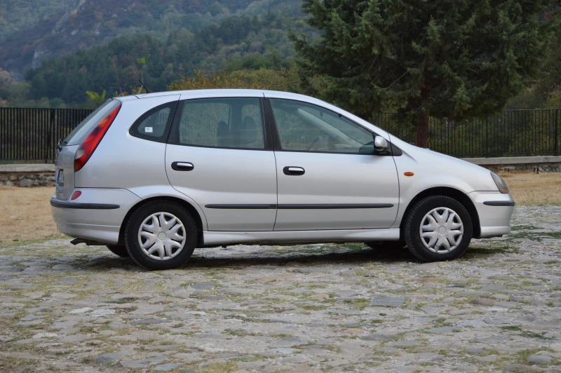 Nissan Almera tino 2.2 DI 114 к.с., снимка 8 - Автомобили и джипове - 47044005