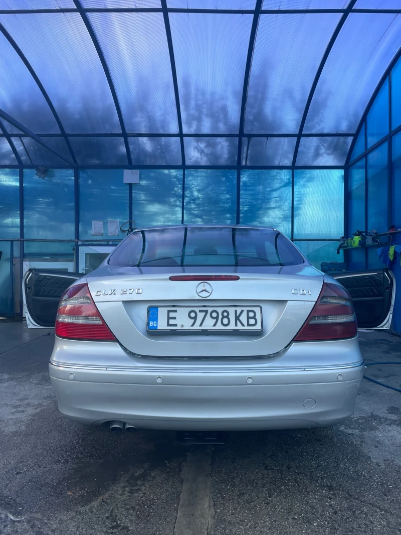 Mercedes-Benz CLK 270 CDI, снимка 6 - Автомобили и джипове - 47809181