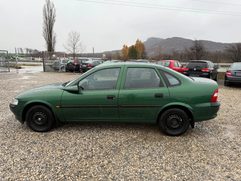 Opel Vectra 1.6BENZIN-75PS, снимка 8 - Автомобили и джипове - 48156287