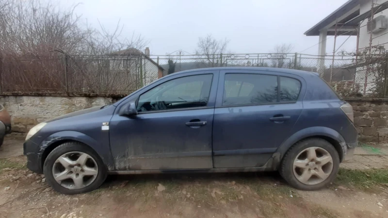 Opel Astra H, снимка 3 - Автомобили и джипове - 49158489