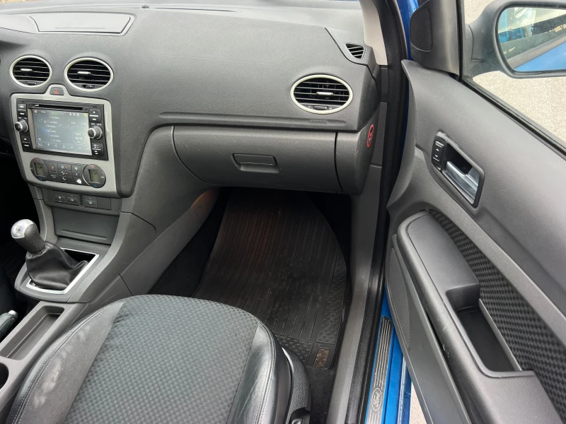 Ford Focus 2.0TDCI NAVI/KAMERA/6sk/KOJA/KLIMATRONIK/UNIKAT, снимка 12 - Автомобили и джипове - 52698694