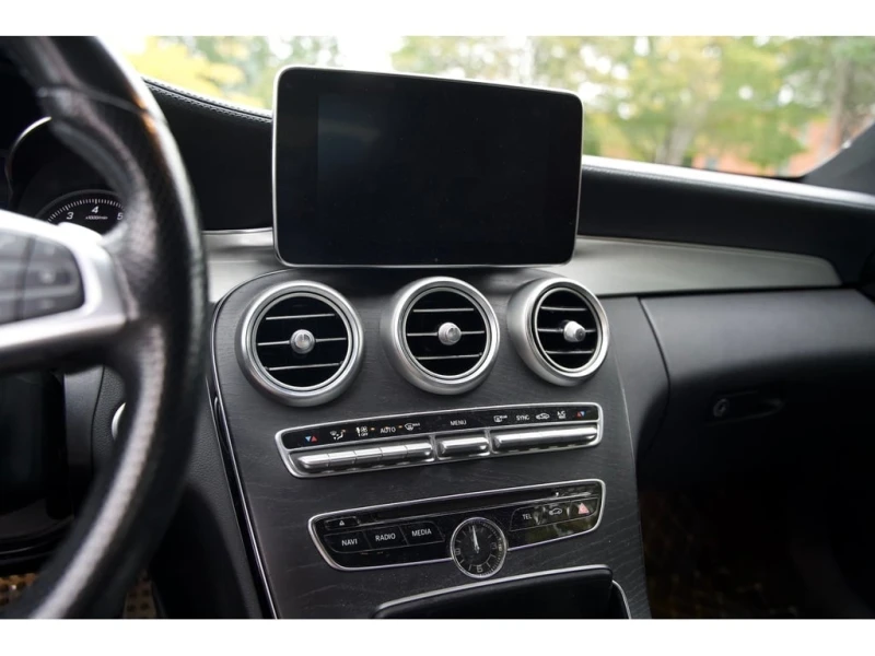 Mercedes-Benz C 300 * 2dr Cpe 4MATIC * CARFAX * ЦЕНА ДО БГ, снимка 7 - Автомобили и джипове - 52805222