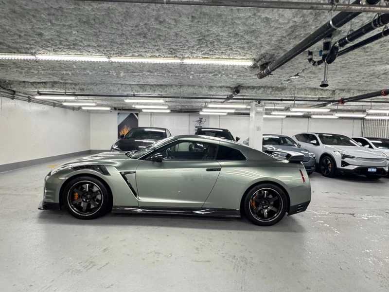 Nissan Gt-r * 2dr Cpe * CARFAX * БЕЗ ПЪРВОНАЧАЛНА ВНОСКА, снимка 2 - Автомобили и джипове - 52912756