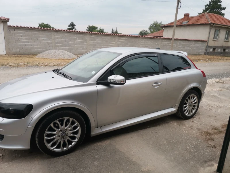 Volvo C30, снимка 6 - Автомобили и джипове - 53091106