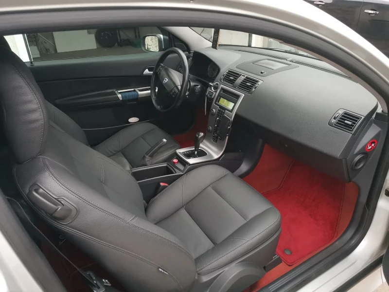 Volvo C30, снимка 14 - Автомобили и джипове - 53091106