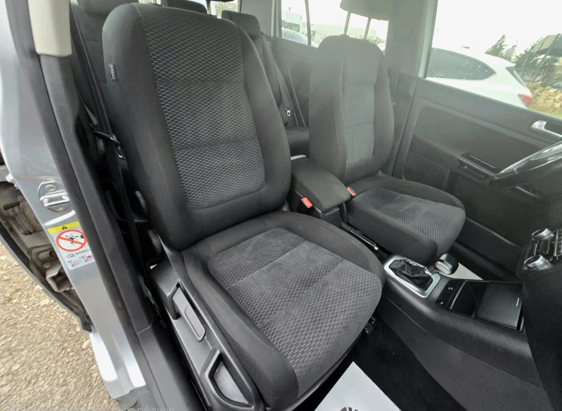 VW Golf Plus АВТОМАТ/КАМЕРА/NAVI, снимка 12 - Автомобили и джипове - 53161472