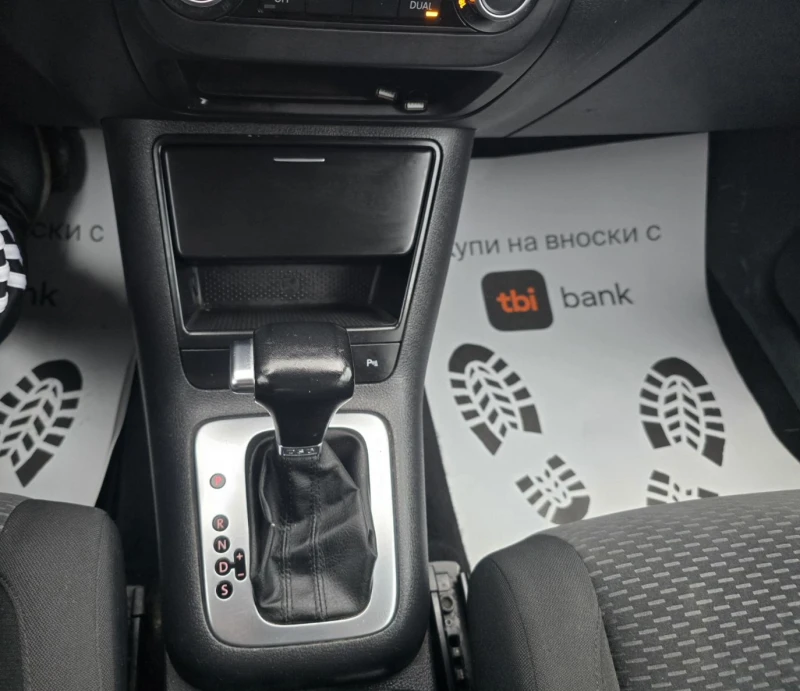 VW Golf Plus АВТОМАТ/КАМЕРА/NAVI, снимка 10 - Автомобили и джипове - 53161472