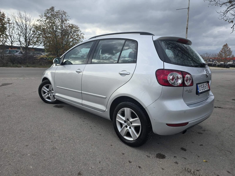 VW Golf Plus АВТОМАТ/КАМЕРА/NAVI, снимка 4 - Автомобили и джипове - 53161472
