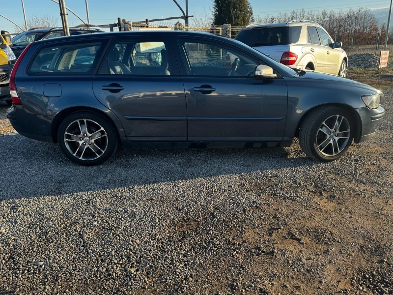 Volvo V50 2.0 Бензин , снимка 6 - Автомобили и джипове - 53246115