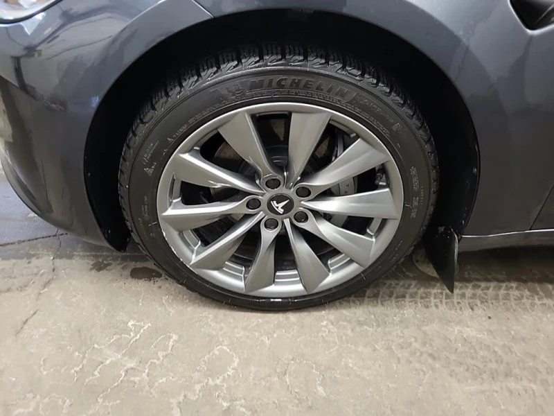 Tesla Model 3 Long Range* AWD* АвтоКредит* (ЦЕНА ДО БГ), снимка 5 - Автомобили и джипове - 53341623