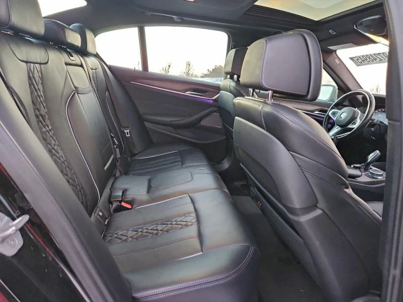 BMW 550 M550XI* AMBIENT* ДИГИТАЛНО* ТАБЛО , снимка 10 - Автомобили и джипове - 53874465