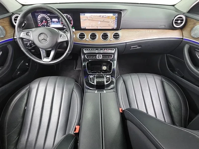 Mercedes-Benz E 300 Exclusive, снимка 7 - Автомобили и джипове - 55136967
