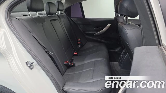 BMW 320, снимка 12 - Автомобили и джипове - 56077690