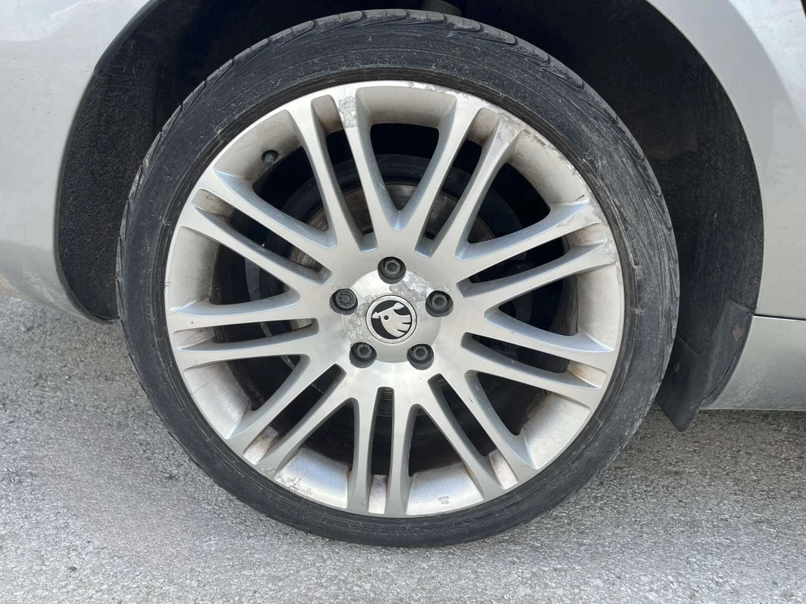 VW Passat кожен салон 2.0tdi ръчка - изображение 10