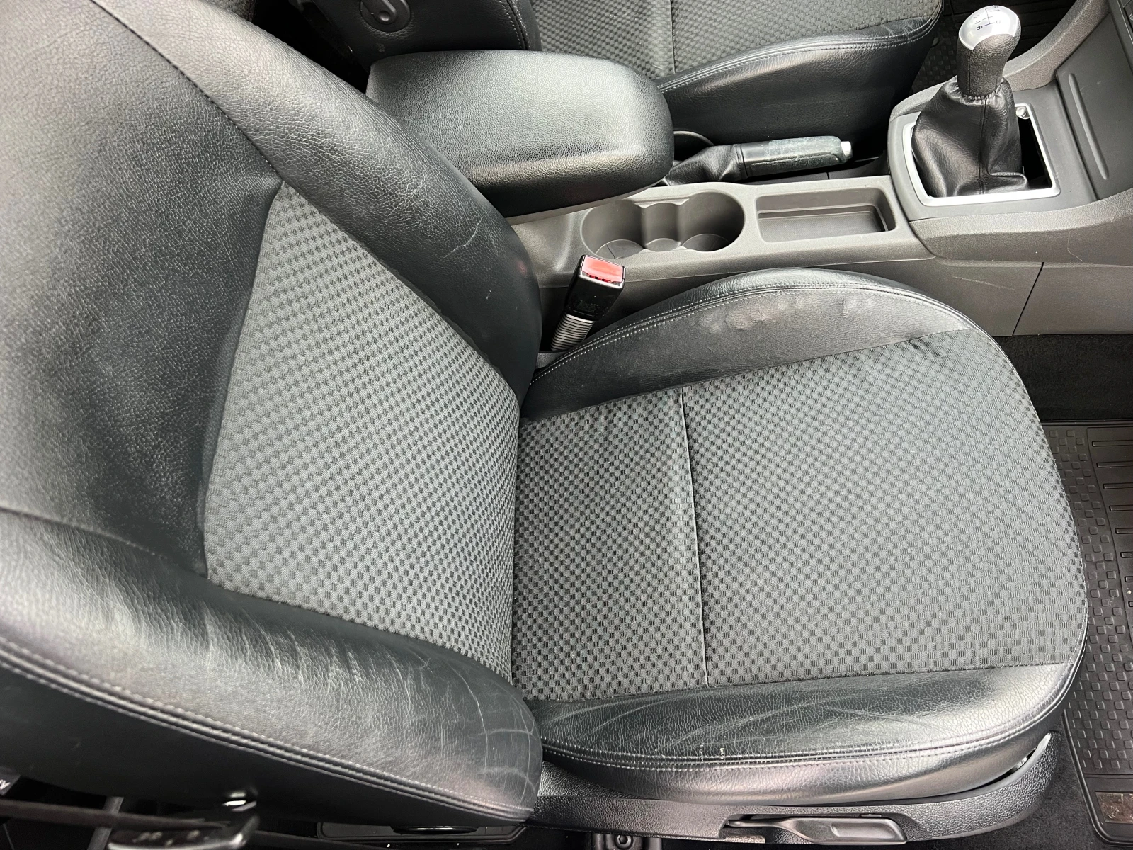 Ford Focus 2.0TDCI NAVI/KAMERA/6sk/KOJA/KLIMATRONIK/UNIKAT | Mobile.bg   14