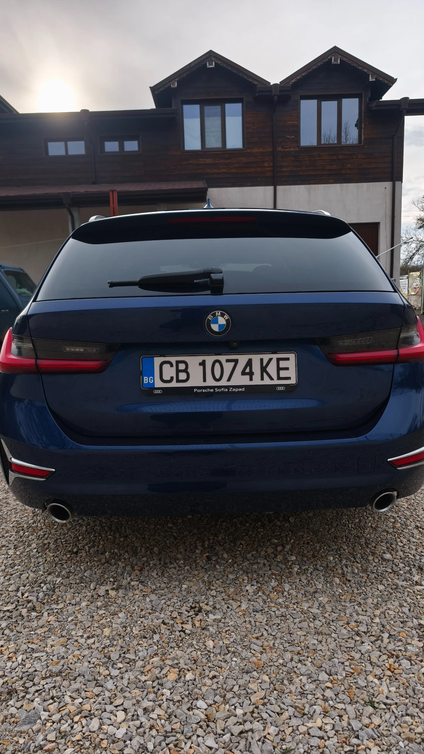 BMW 320 BMW 320 d xDrive - изображение 3
