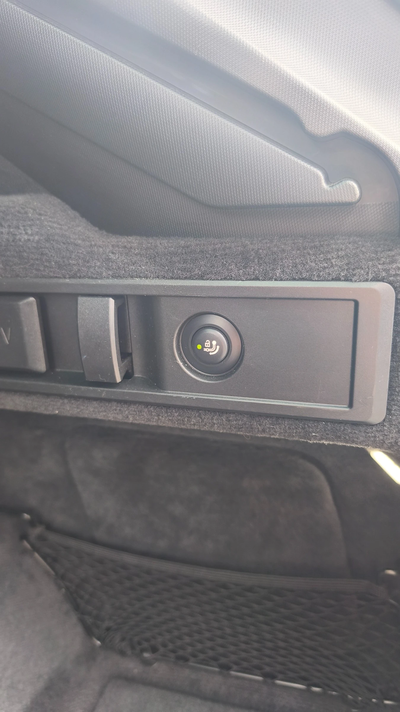 BMW 320 BMW 320 d xDrive, снимка 13 - Автомобили и джипове - 53020241