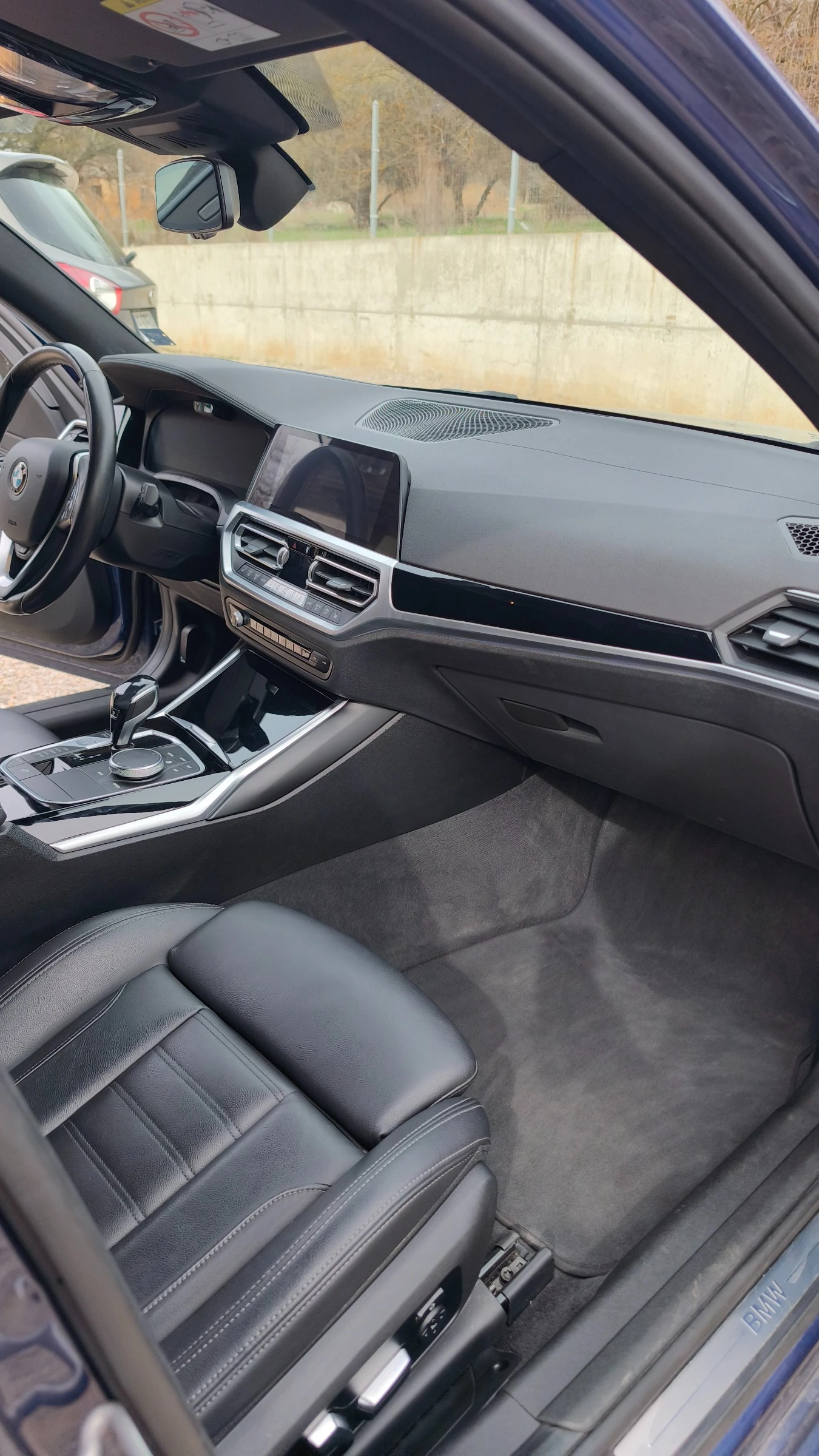 BMW 320 BMW 320 d xDrive - изображение 9