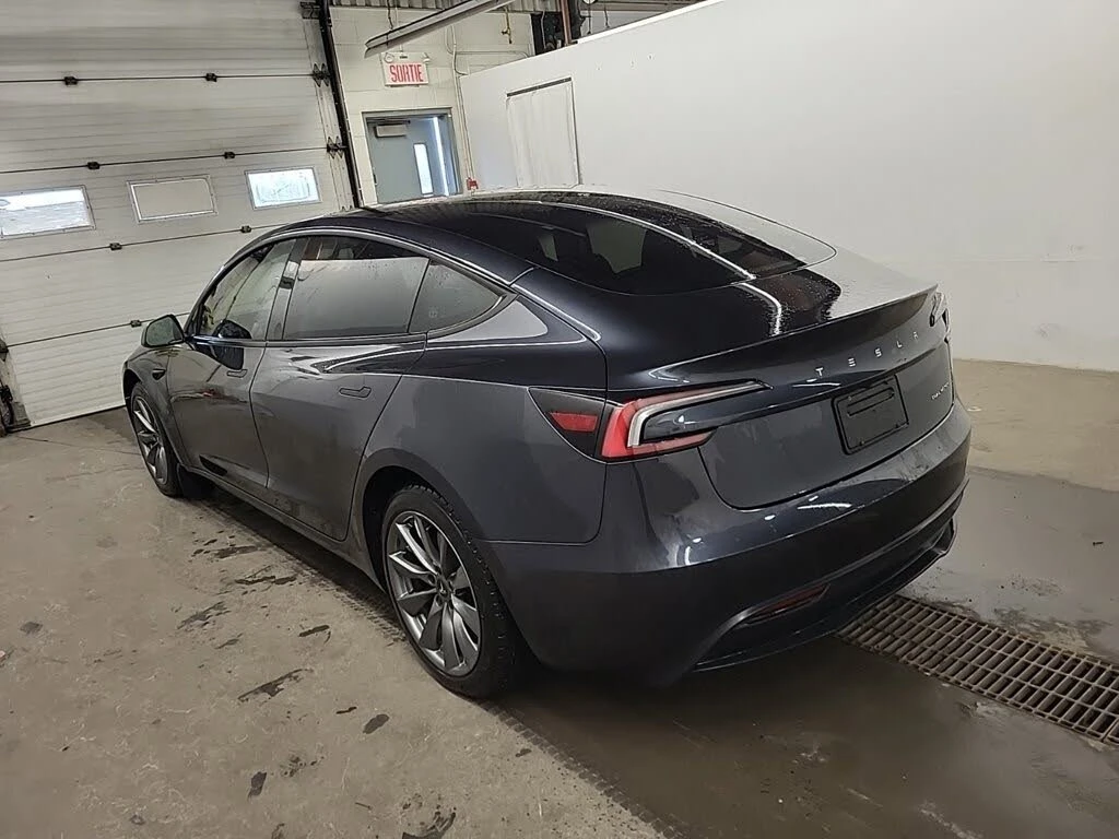 Tesla Model 3 Long Range* AWD* АвтоКредит* (ЦЕНА ДО БГ) - изображение 3