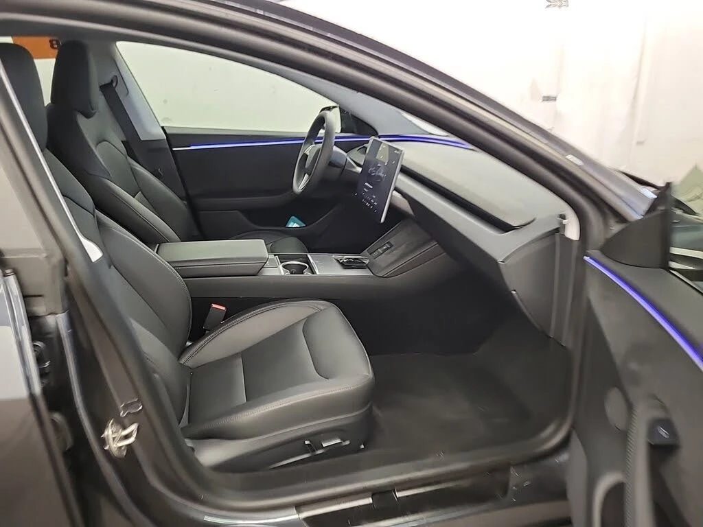 Tesla Model 3 Long Range* AWD* АвтоКредит* (ЦЕНА ДО БГ) - изображение 6