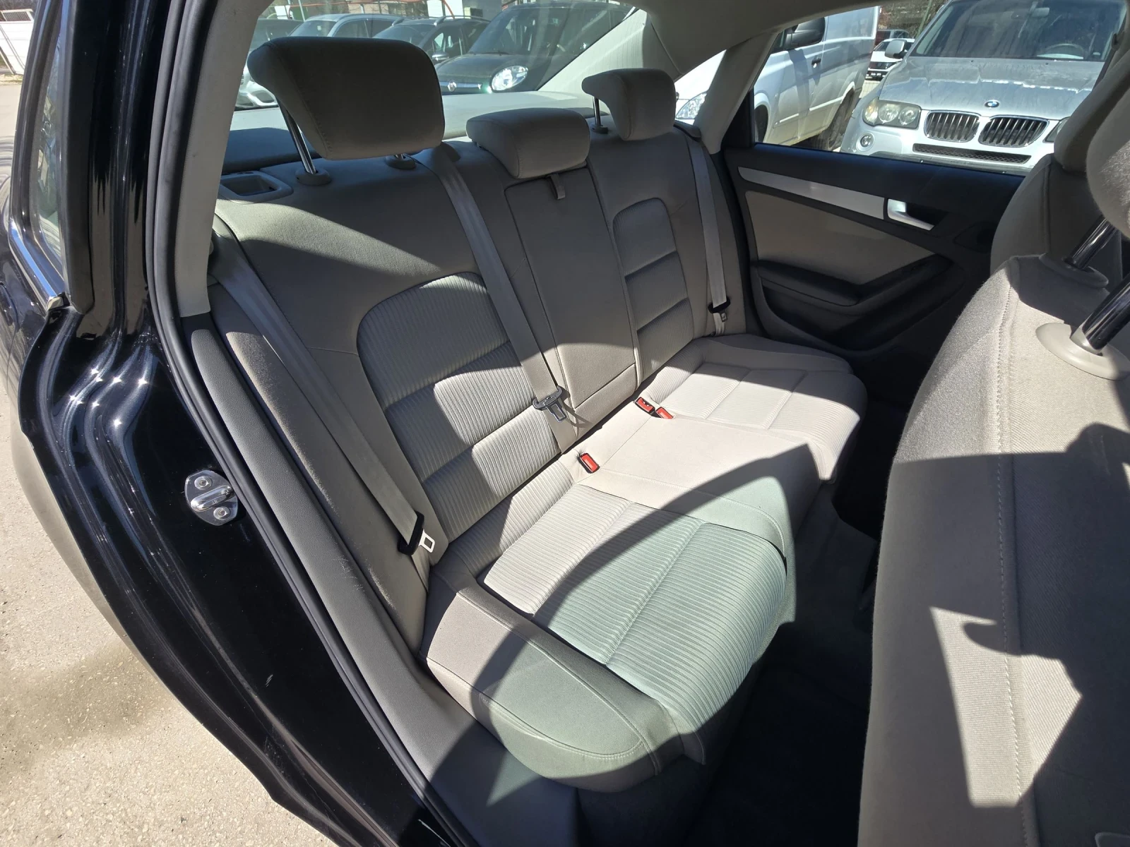 Audi A4 2.0TDI 170к.с 6 скорости, снимка 15 - Автомобили и джипове - 53770081