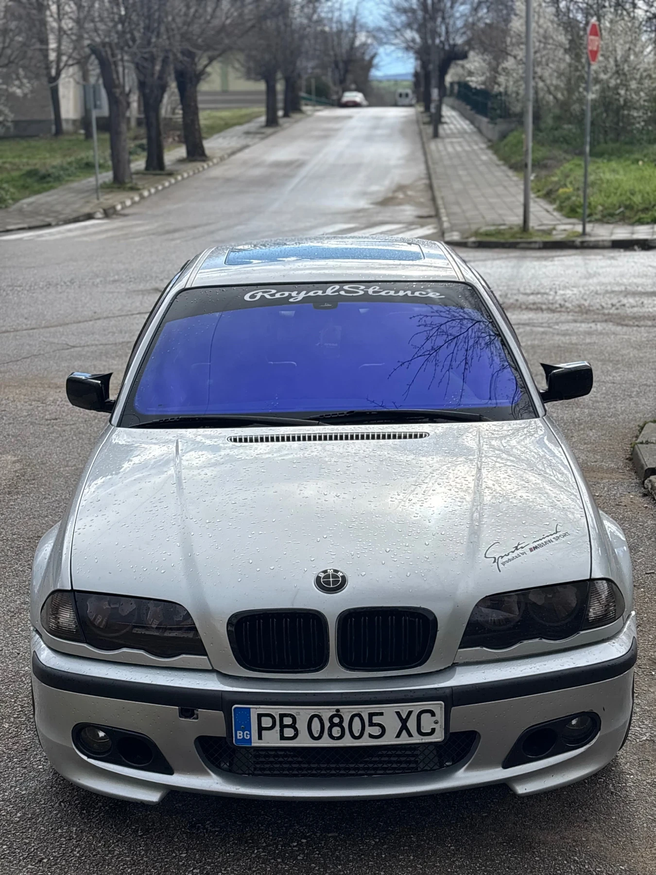 BMW 330