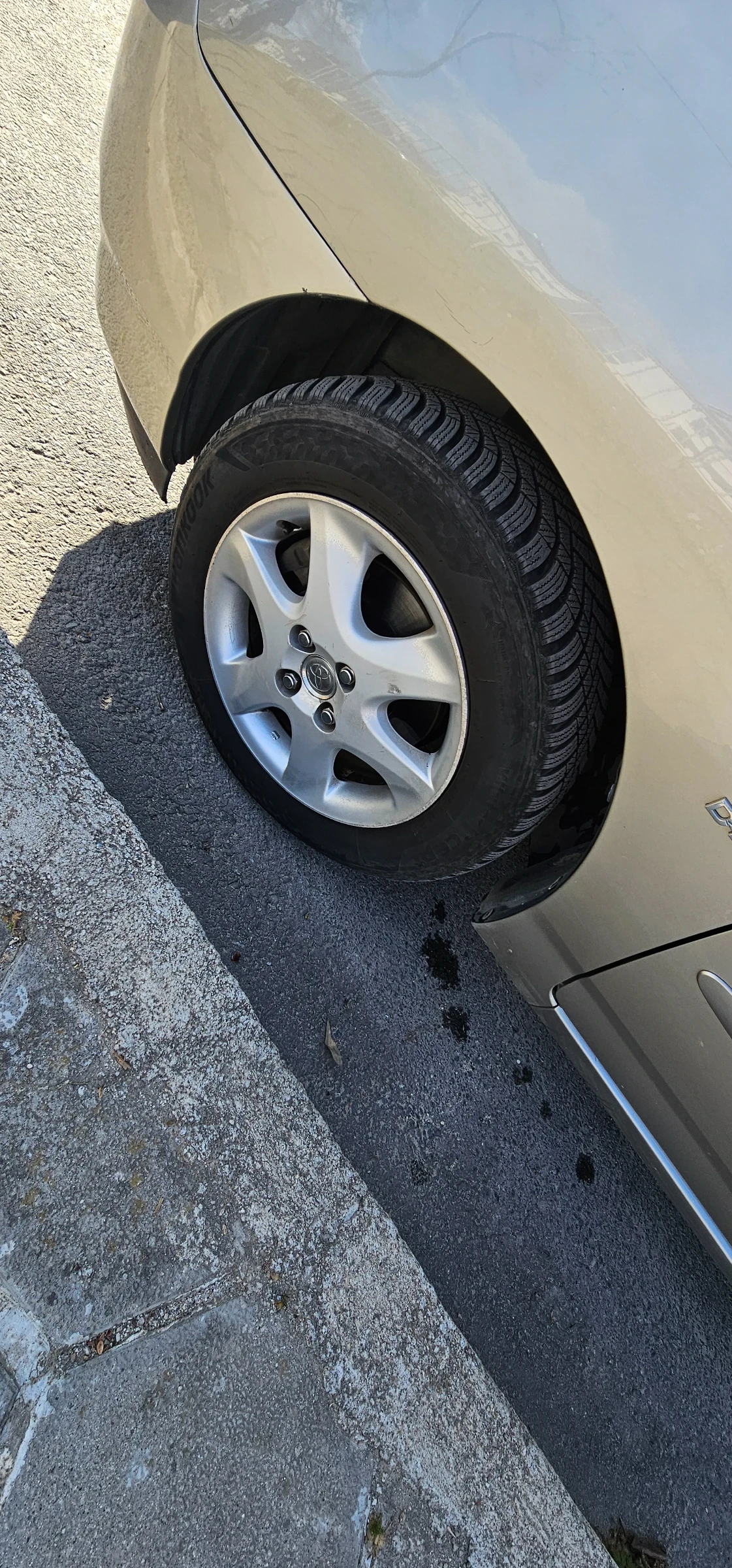 Toyota Corolla verso, снимка 3 - Автомобили и джипове - 54017834