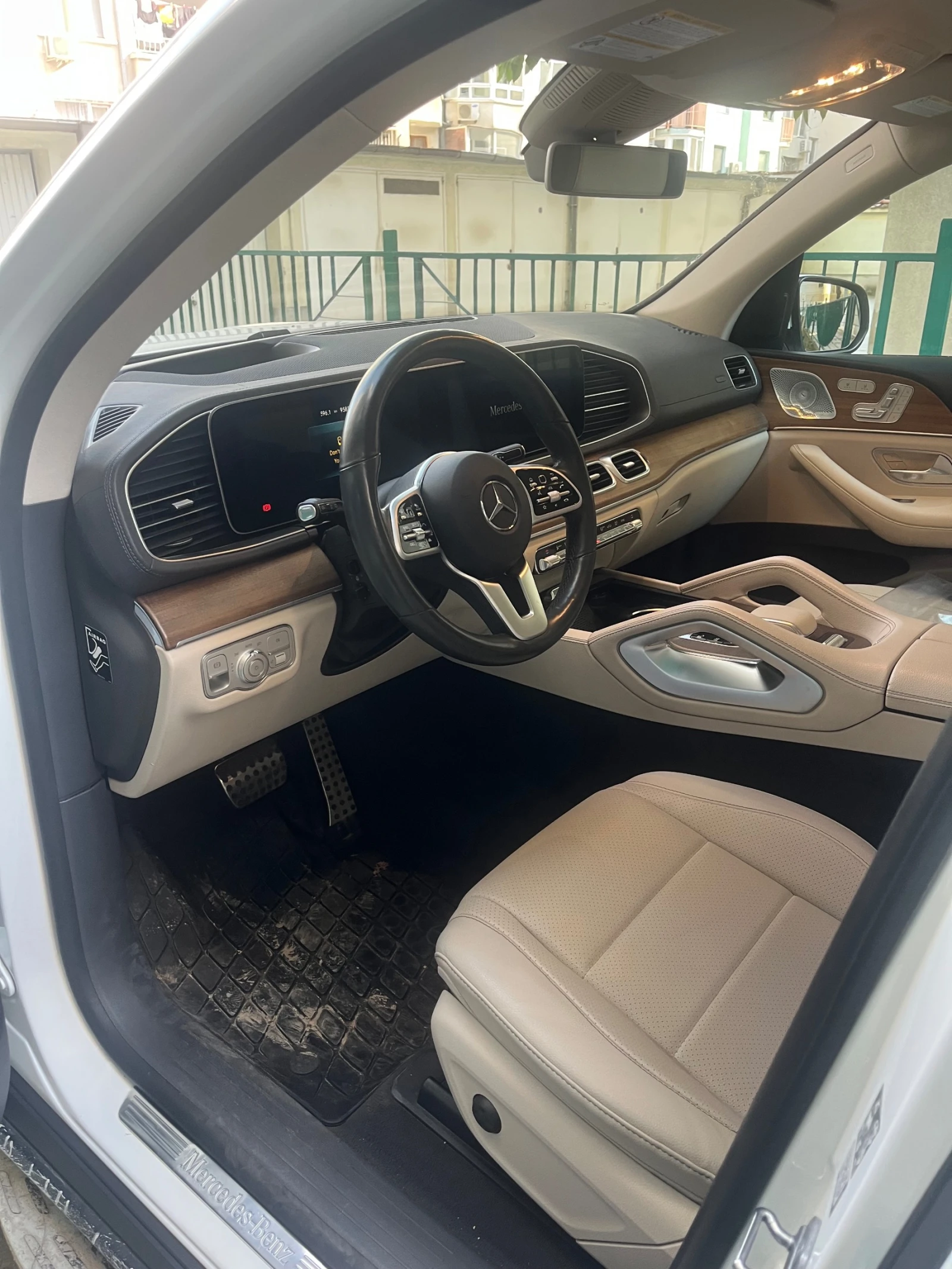 Mercedes-Benz GLS 450 AMG, снимка 6 - Автомобили и джипове - 54651138