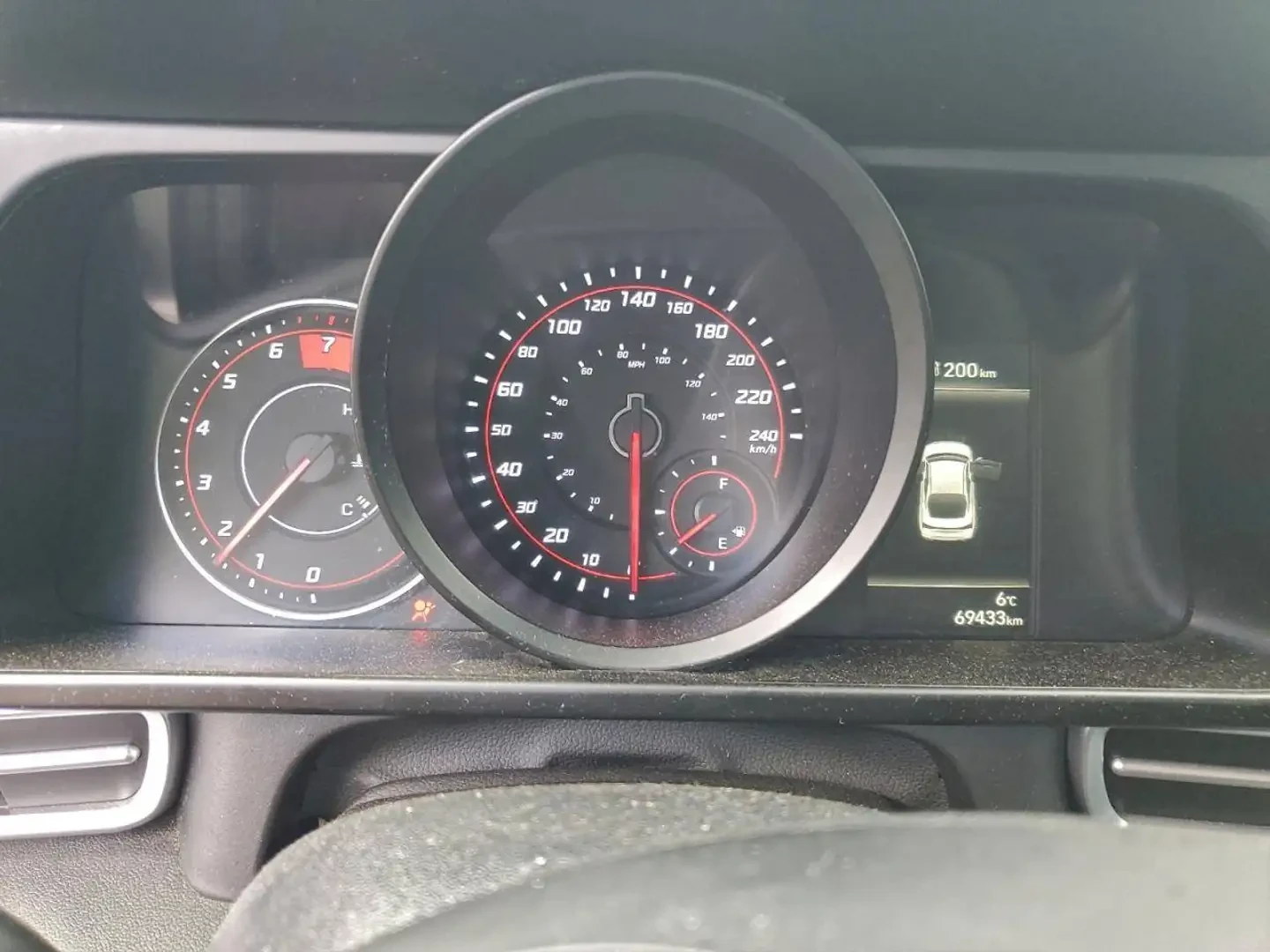 Hyundai Elantra PREFERRED 2, снимка 4 - Автомобили и джипове - 54781008