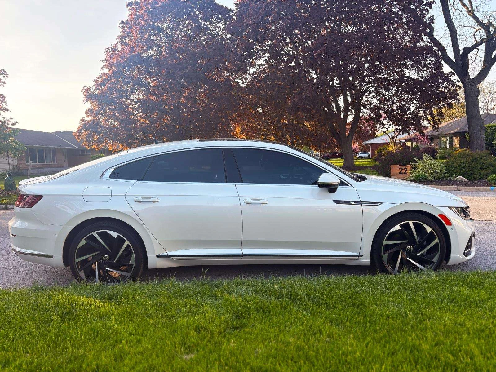 VW Arteon R-Line/ H&K/ОБДУХВАНE/ФИКСИРАНА ЦЕНА ДО БЪЛГАРИЯ  , снимка 3 - Автомобили и джипове - 54873222