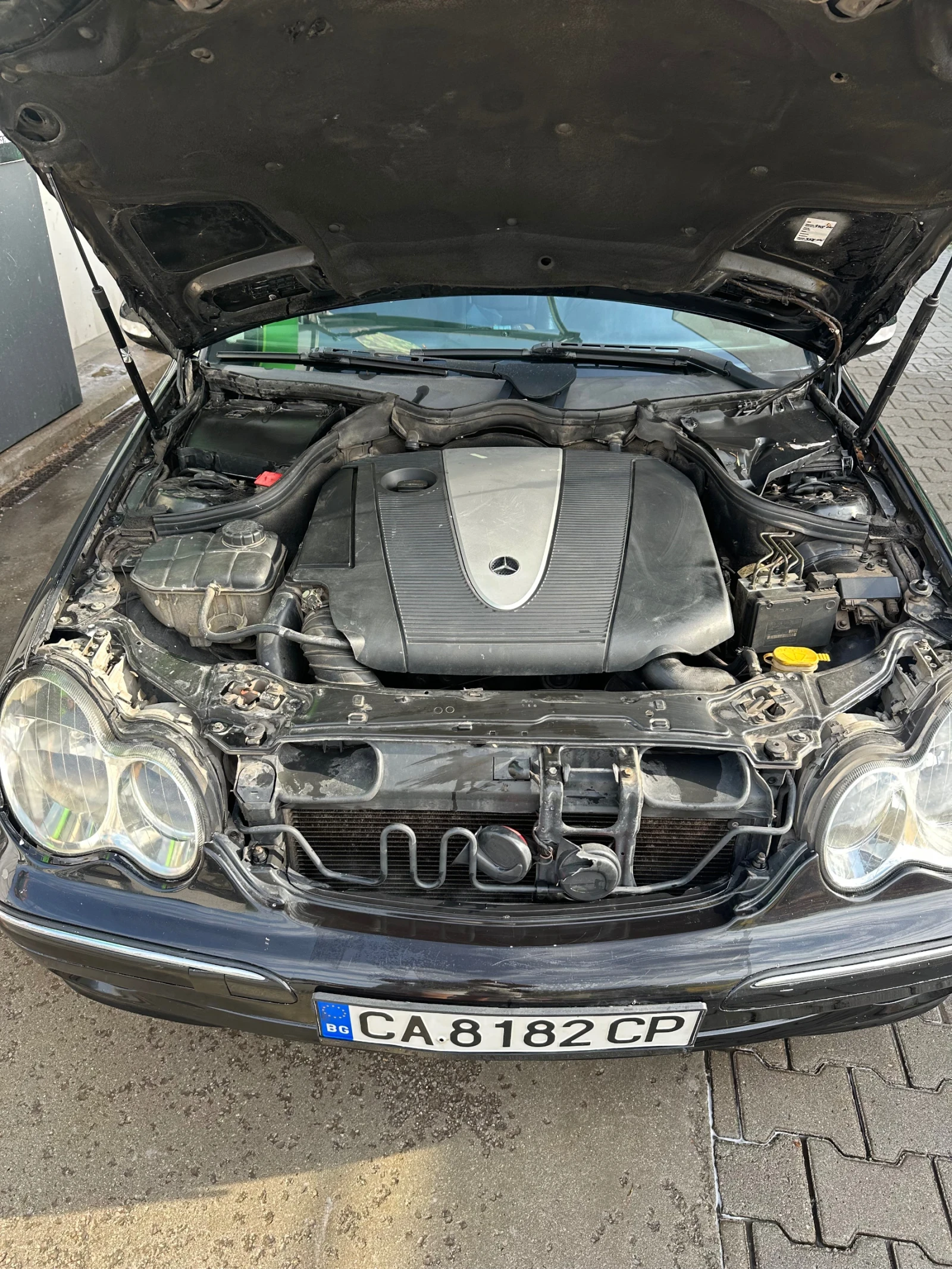 Mercedes-Benz C 220, снимка 14 - Автомобили и джипове - 54921483