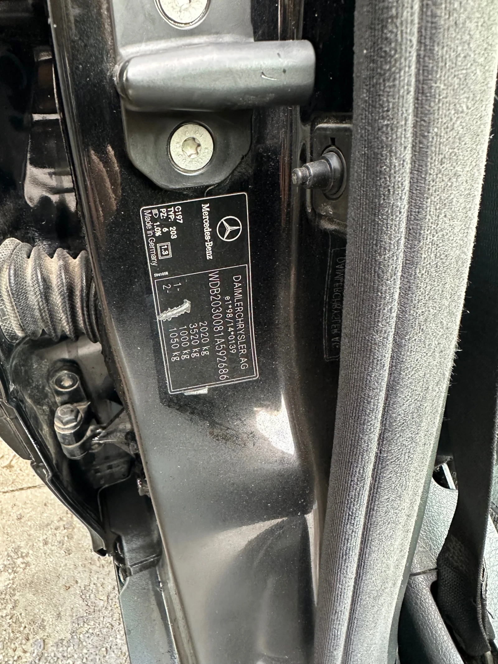 Mercedes-Benz C 220, снимка 12 - Автомобили и джипове - 54921483