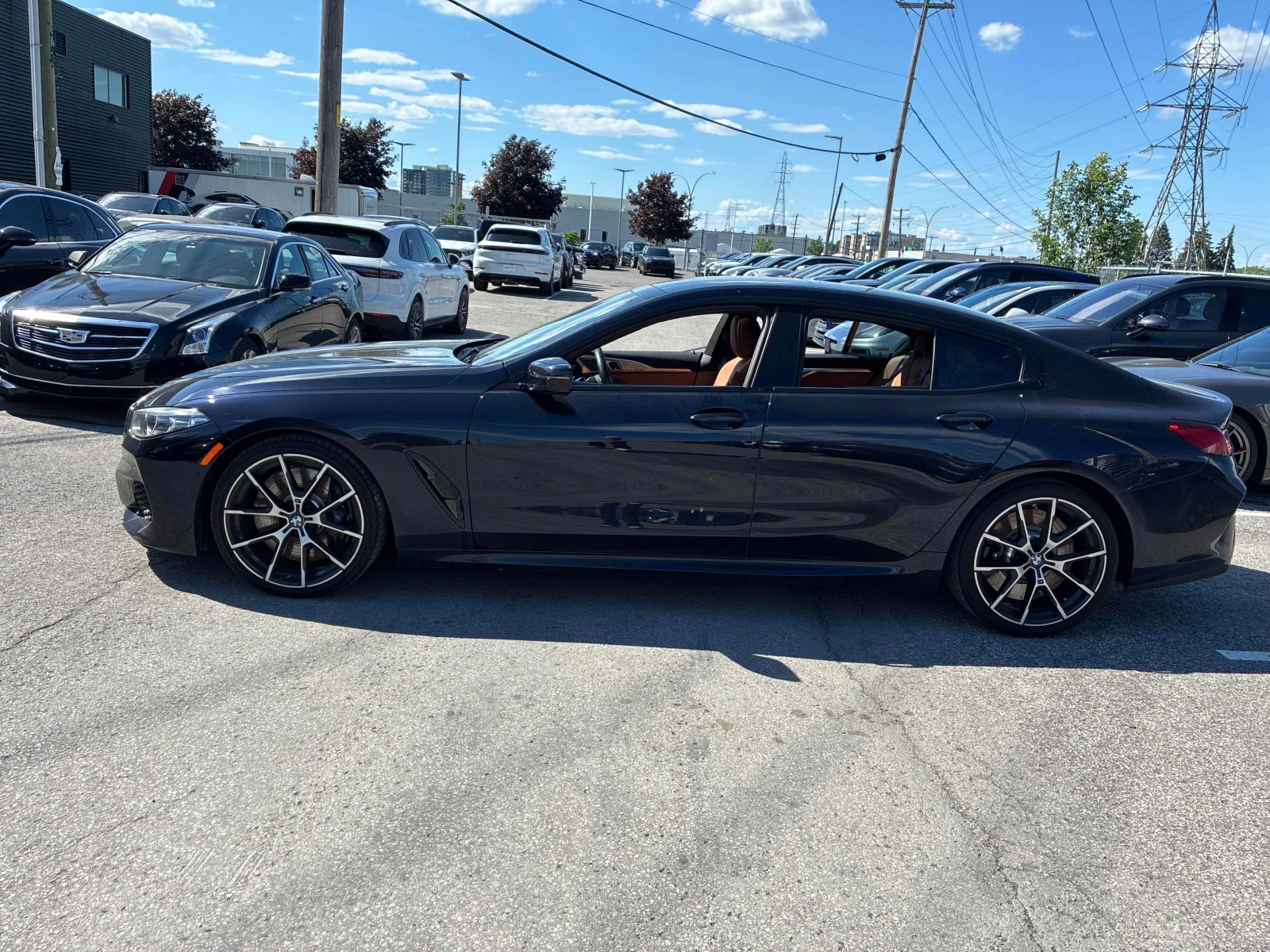 BMW 850 M850i 4.4 V8* Обдухване* 360 к.* Харман* Панорама*, снимка 5 - Автомобили и джипове - 54957923