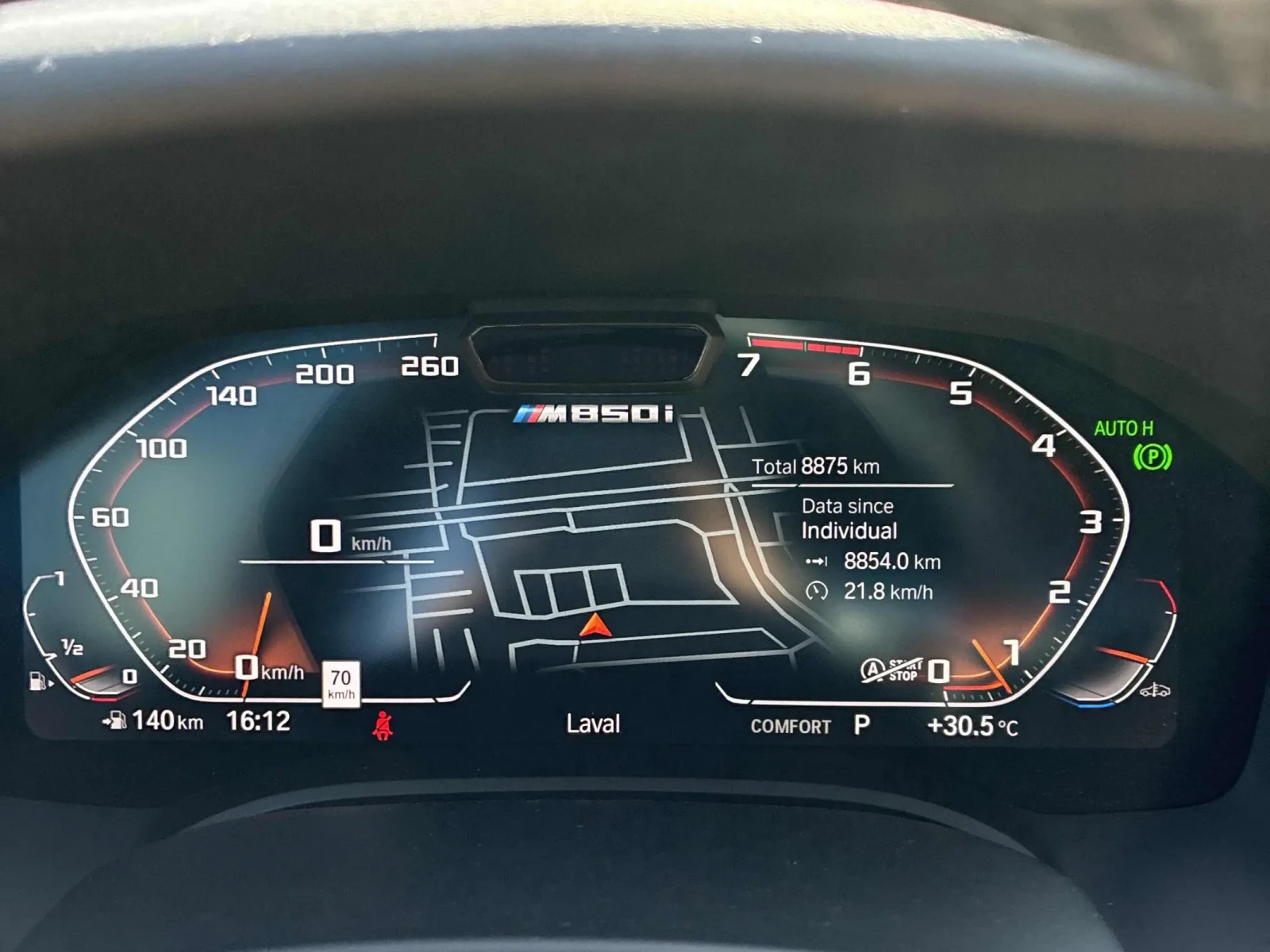 BMW 850 M850i 4.4 V8* Обдухване* 360 к.* Харман* Панорама*, снимка 8 - Автомобили и джипове - 54957923
