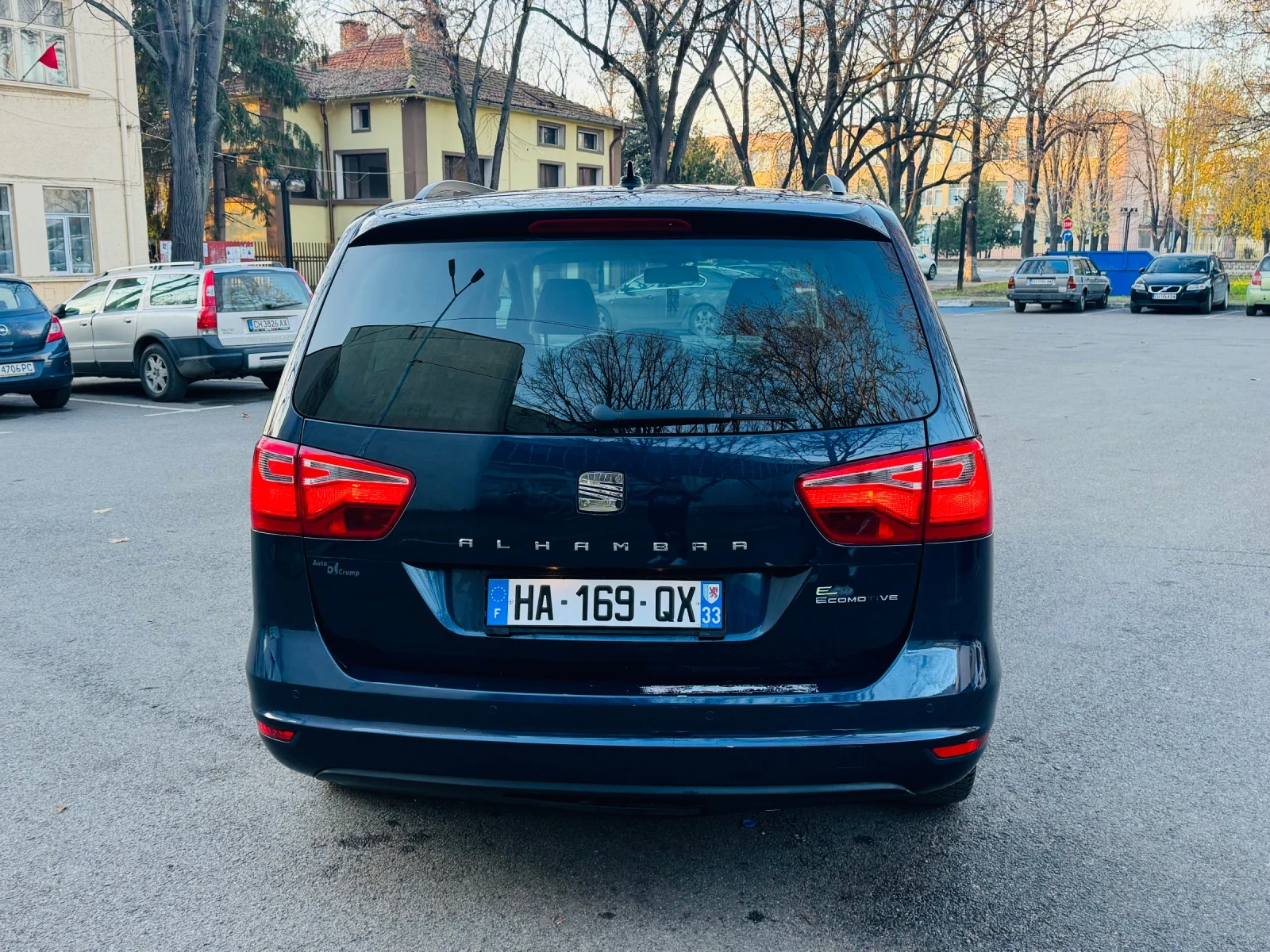 Seat Alhambra, снимка 6 - Автомобили и джипове - 54978645
