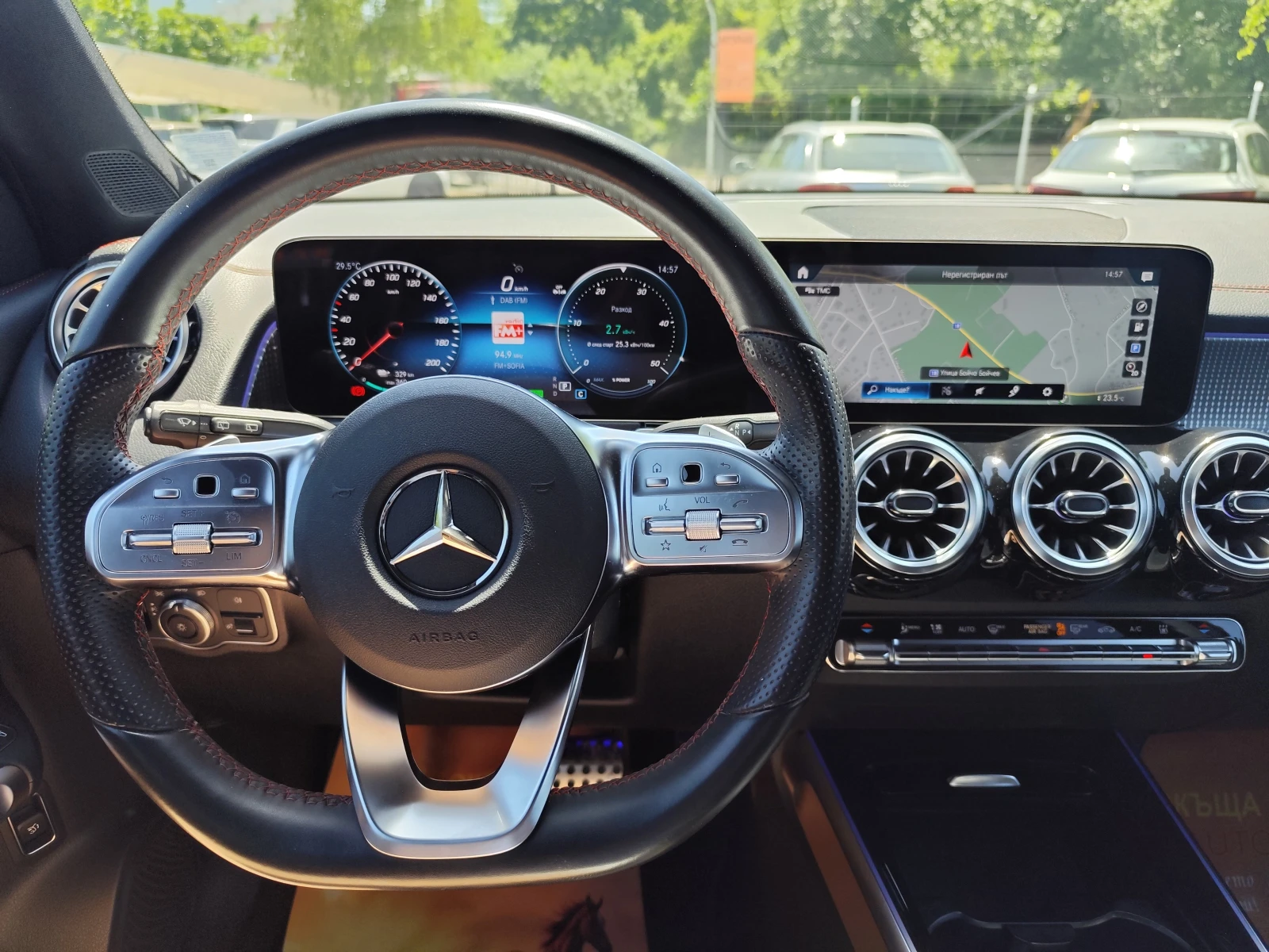 Mercedes-Benz EQB 300 4 MATIC* АВТОМАТИК* AMG LINE* NAVI* KAMEPA* , снимка 7 - Автомобили и джипове - 55099794