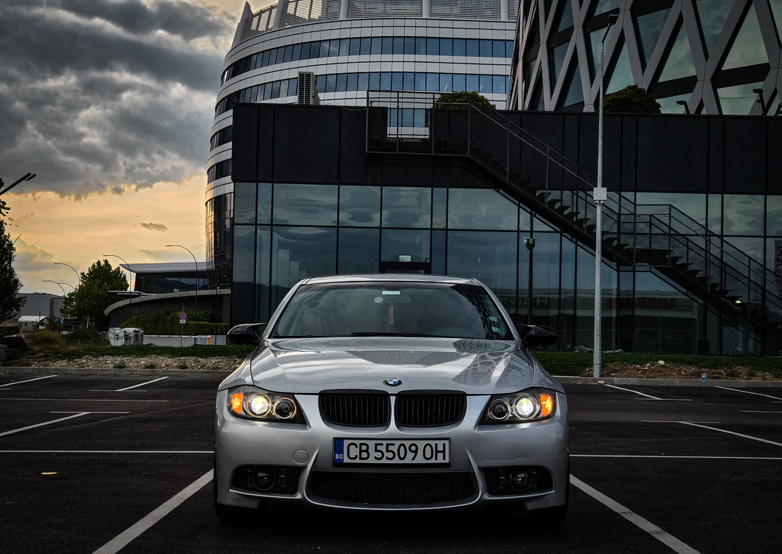 BMW 320 М спортно окачване, М пакет, снимка 6 - Автомобили и джипове - 55305073