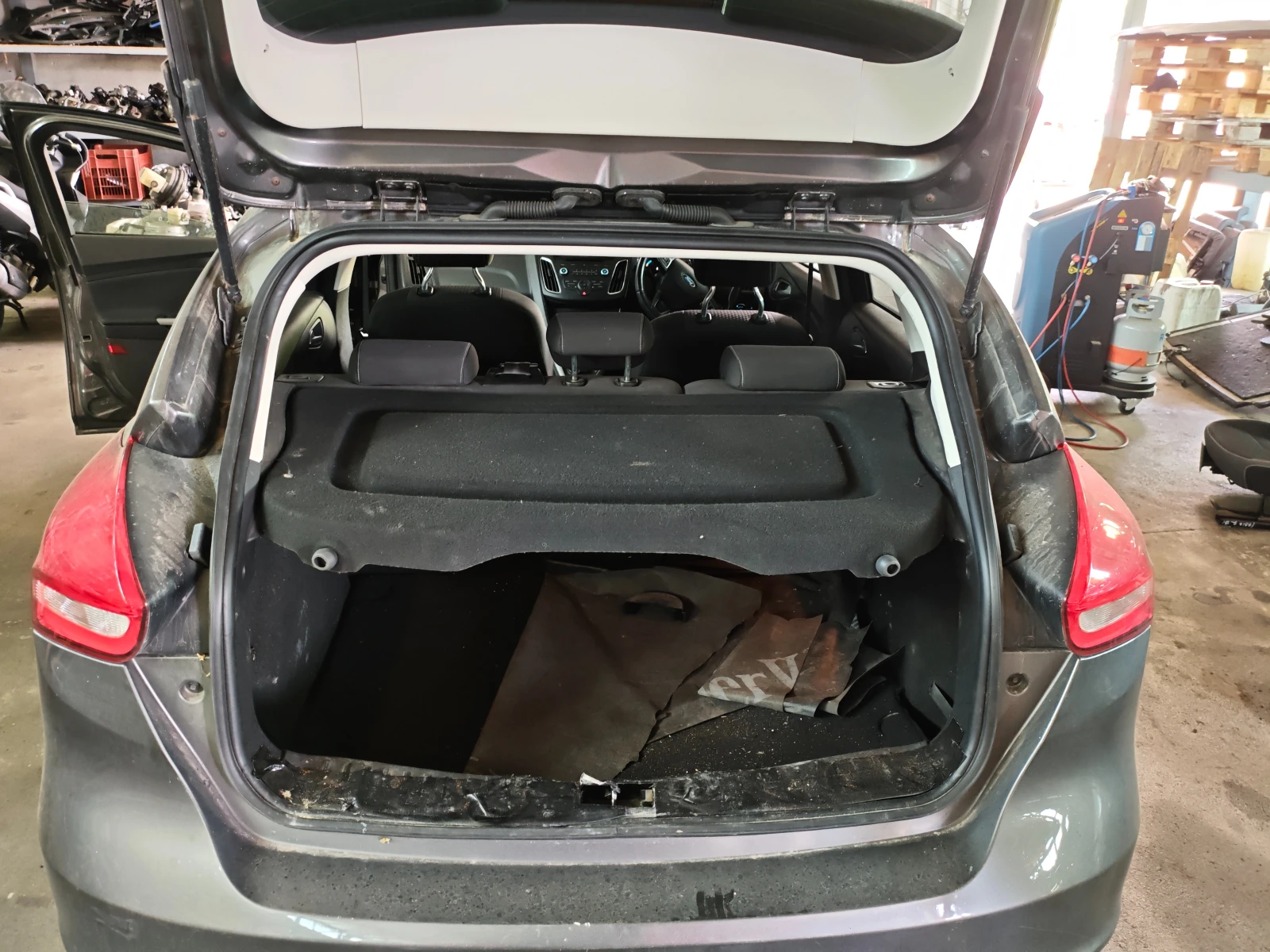 Ford Focus 1.0 ecoboost, снимка 9 - Автомобили и джипове - 55467054
