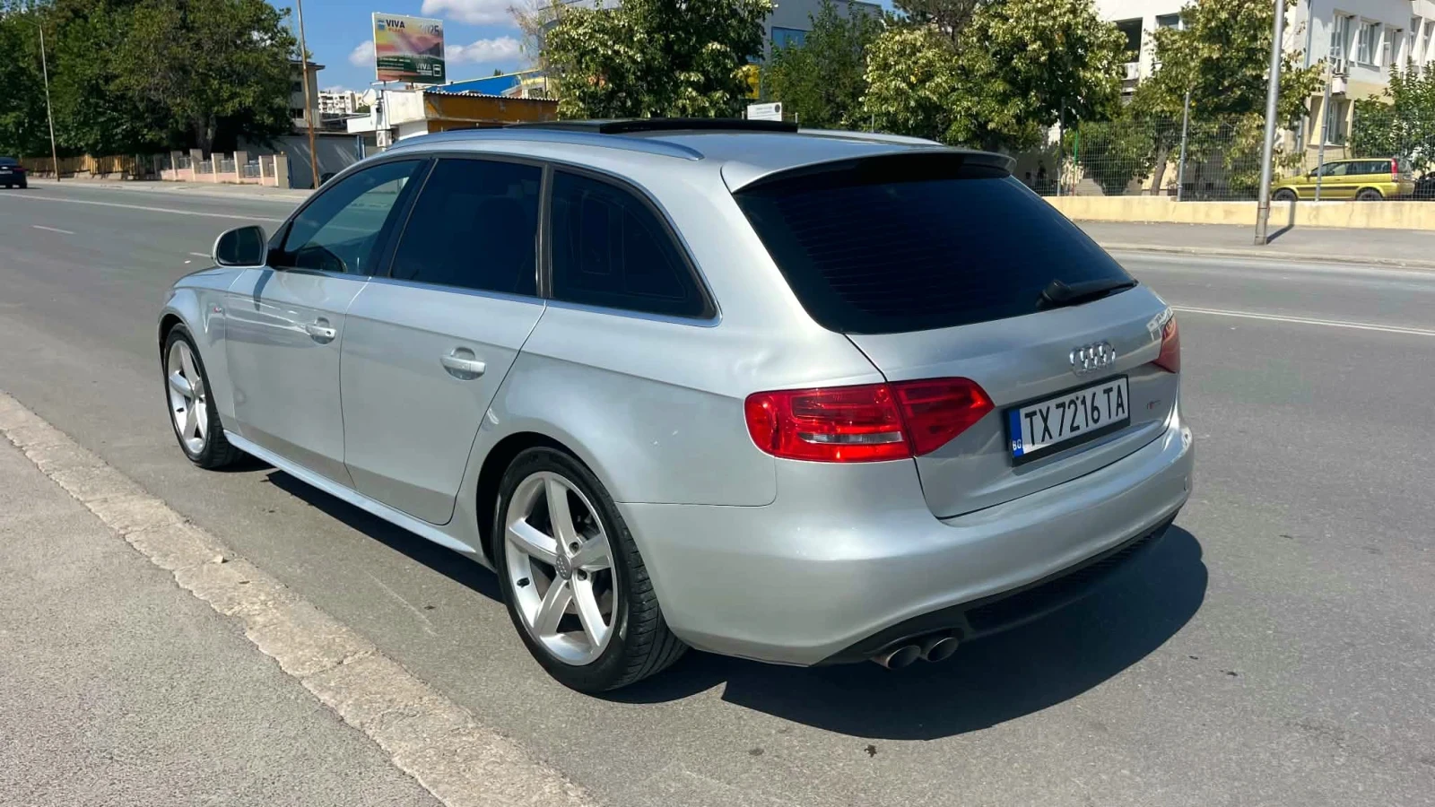 Audi A4 2.0 TDI -3x S lini, снимка 4 - Автомобили и джипове - 55846396