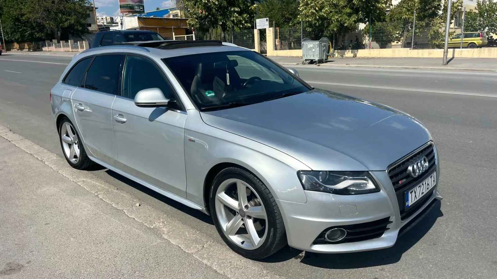 Audi A4 2.0 TDI -3x S lini, снимка 2 - Автомобили и джипове - 55846396