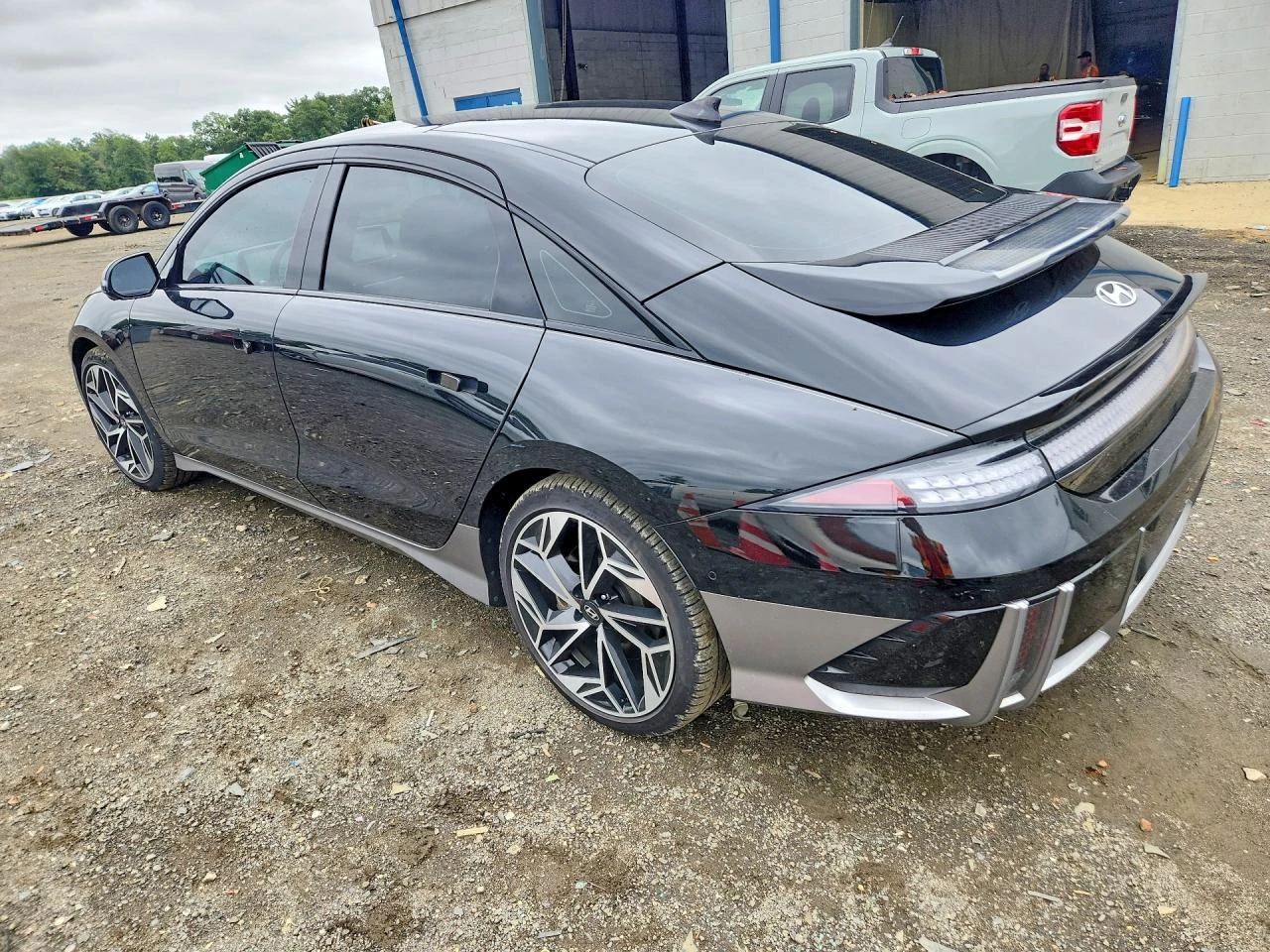 Hyundai Ioniq 6 Limited, снимка 2 - Автомобили и джипове - 56164127