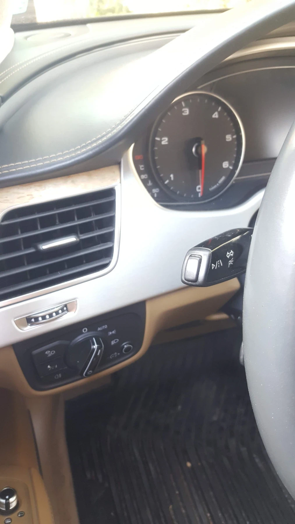 Audi A8, снимка 11 - Автомобили и джипове - 56404837
