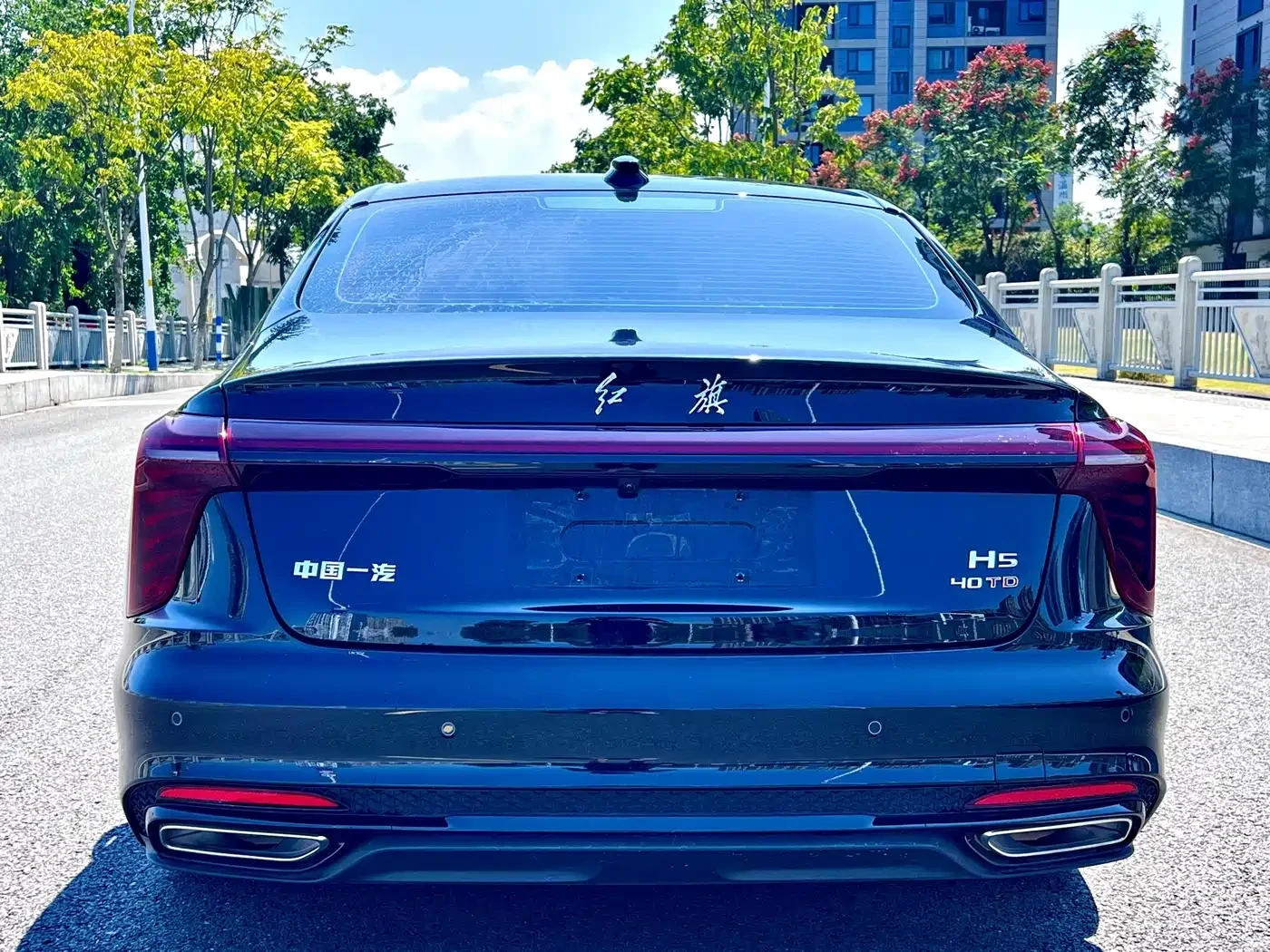 HongQi H5 2.0T Mystic Shadow | 360 ������ | �������� |  | Mobile.bg � ����������� 8