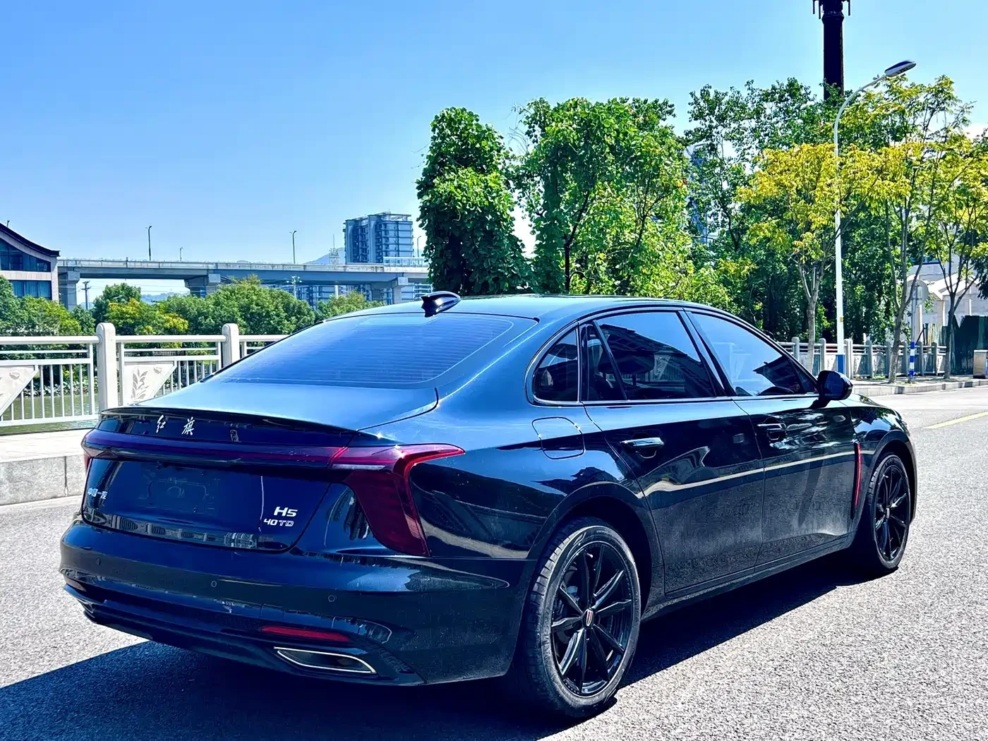 HongQi H5 2.0T Mystic Shadow | 360 ������ | �������� |  | Mobile.bg � ����������� 7