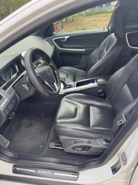 Volvo XC60 D5 , снимка 10