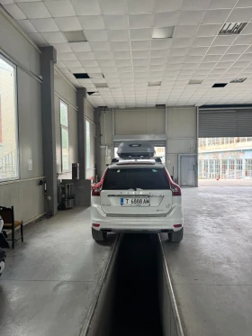 Volvo XC60 D5 , снимка 3