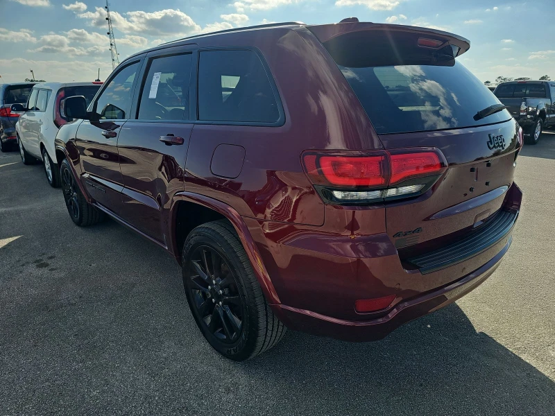 Jeep Grand cherokee ALTITUDE* ПОДГРЕВ* КАМЕРА* КОЖА* КЕЙЛЕС* , снимка 4 - Автомобили и джипове - 49142976