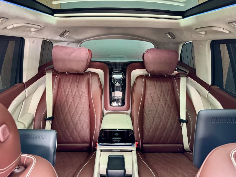 Mercedes-Benz GLS 600 MAYBACH * Facelift 09/2025г.* НОВ от Силвър Стар, снимка 14 - Автомобили и джипове - 51061549